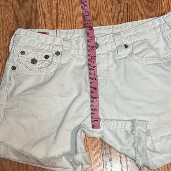 True Religion Women's White Denim Shorts, cotton, 29 - Picture 6 of 11